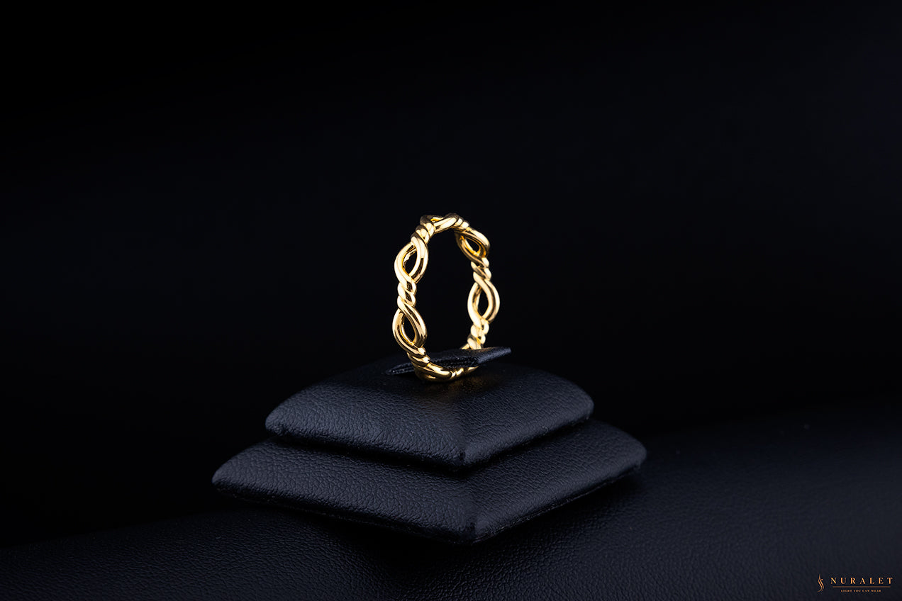 Infinity Weave Band Ring - Gold